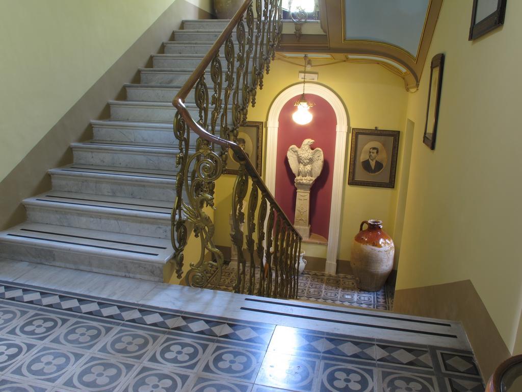 Hotel Palazzo Diamante Calascio Exterior foto